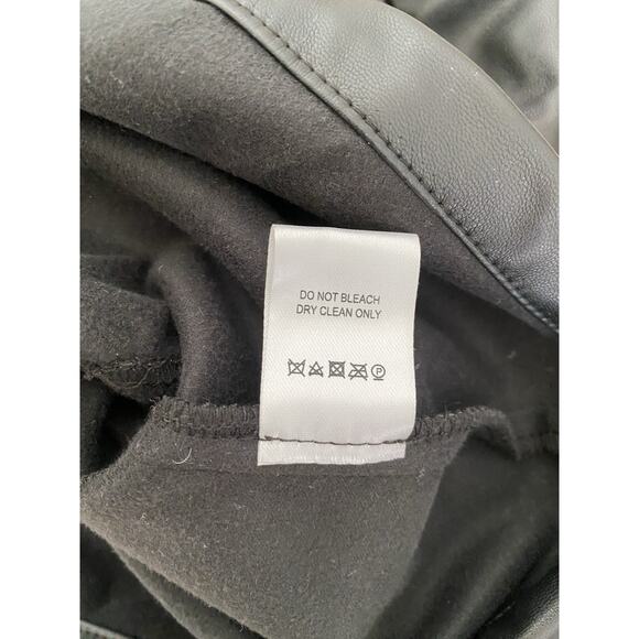 Revolve L’Academie Fearless Cropped Black Leather Shirt Jacket Sz XS - Picture 11 of 13